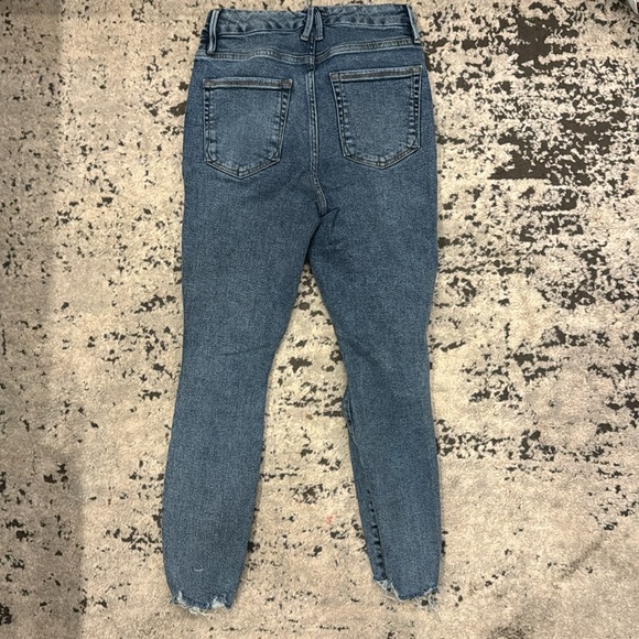 Good American skinny jeans distressed size 28 - Picture 3 of 3